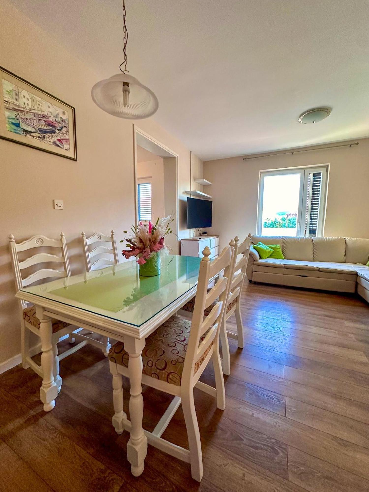Apartment Ana Бетина Экстерьер фото